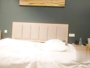 小夏寻深夜清纯纹身嫩妹返场转战床上后入抽插