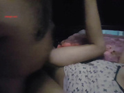 【精品福利】經常體驗刺激的小夫妻約男同事家中一起玩3P遊戲 迫不及待抱起在餐桌上幹 邊拍攝邊操 場面淫蕩 國語1080P高清