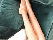 精品推薦 國內兩個顏值清純美女模特星級酒店上演啪啪磨豆腐 舔奶摸穴絕對爽歪歪 1080P高清原版