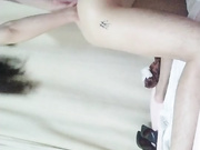 私人會所現場直播漂亮女技師給客人全套服務 舔遍全身按摩69騎乘爆菊花服務絕對到位 呻吟刺激 國語對白