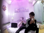 主題酒店稀有房拍攝到的一對熱戀小情侶開房愛愛 騎乘69後入互舔愛撫爽得嗷嗷直叫 露臉高清