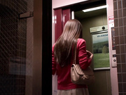 [MDYD-803] 掉了钥匙的已婚少妇 期待我捡起钥匙开门和她做爱 椎名由奈 【破解】 - 1of5