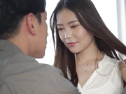 MYBA-092 人妻の花びらめくり 涼菜波美 - 1of5