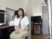 C-2958 人妻お悩み相談［〇一〇］ 琴宮まみ - 1of5