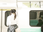 尤莉 妄想透明人系列 電車癡漢猥褻清純蘿莉JK