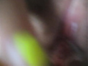 超福利026 看着像高中生的小女孩用骚逼喝奶瓶喝出淫水了 这嫩鲍鱼百人不遇啊