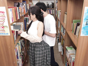 HUNTC-543 エロ漫画の様に心の声が聞こえる図書館パンツ内射精痴●！パンツの中でドクドクしてる…※心の声 - 5of5