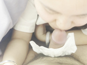 【原档无水印】贵州眼镜男猛吸小胸妻奶头直发抖❤️她浪叫着让兄弟快来操烂小奶子 (1)
