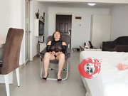 推特网黄，巨乳人妻露脸熟女【赤鳞狂舞】系列⑧，多体位多制服，无套内射，最真实性爱3