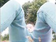 18岁高中萌妹子公园大胆值播，用水果插X穴 造福广大粉丝