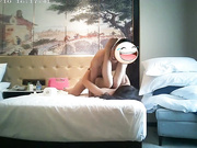 大款王老板带你体验高级会所全套服务现场点小姐开始直接叫了两个颜值身材不错的姐妹花轮着爆操对白精彩