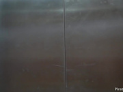 最新流出迪卡侬门事件女主角CB站中日混血妹酒店客房区脱光游走对着镜头掰下体楼梯上自慰喷水扶手当道具