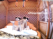 主题酒店偷拍-纹身哥和女友可爱漂亮的女闺蜜偷情,玩了个新花招吊起来操,搞的美女受不了