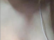 良心女主播果儿付费才能观看的直播大秀，非常敏感自慰潮吹大量喷水，清晰国语对白很精彩