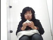 商场厕拍系列 商城的生意太好了，大家都排着队来2