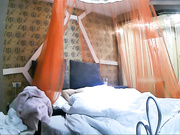 漂亮又害羞的大学美女酒店被早泄男操了2次,次次内射流出,看样子美女有点不满足,好白菜都被浪费了!