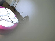 投影墙电视酒店年轻情侣激情肉战眼镜妹外表清纯干起来热情似火小伙经验丰富把妹子玩弄的娇喘呻吟欲仙欲死