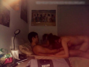 新加坡华裔网友和女友宿舍啪啪晒恩爱女友身材好很是让人羡慕