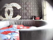 逼毛旺盛的大学美女酒店和男友开房被舔的欲死欲仙爆操后又自己坐在鸡鸡上猛摇到高潮时听叫声都快哭了!