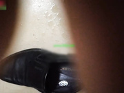 高挑气质的美女保险员为了业绩出租屋私会客户,敏感又骚,内裤还没脱就湿透了,干的淫叫不止,地上喷了一大片水!