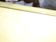 高清开闪光灯厕拍陪奶奶出来逛公园的乖巧小处女,被她发现后急忙用纸巾把B挡住不让我拍