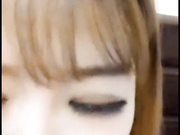 “这小B湿乎乎的水成多了”身材苗条娇小东北妞与社会小青年造爱直播大方露脸近距离BB特写东北话搞笑淫荡