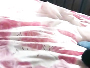 “舒服吧老头明天当我干爹好不好”对白搞笑淫荡70来岁J8还很大的老头被超骚的熟女鸡爽的不要不要的