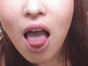 完全服从服侍女仆！ 请将精液全射在嘴巴里！ 夏目奈奈