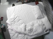 颜值不是很高的眼镜大学生妹子身材丰腴一对大波够玩一阵的超赞被校友翻过来调过去的搞娇喘淫叫不止