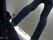 國內某高校公共女廁定點偸拍各式美女學妹如廁 一個接一個雪白大屁股圓潤豐滿看得欲火焚身 1080P超清原版