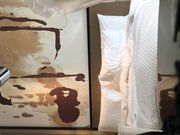 勾搭了很久终于把老婆气质漂亮的美乳表姐约到酒店,进屋就迫不及待干她,女上位操逼时还不好意思看男的,国语!