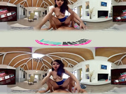 Nervous Yhivi And Her Messy Treat VR360 30FPS