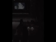 淫乱KTV包厢裸体用逼吸烟