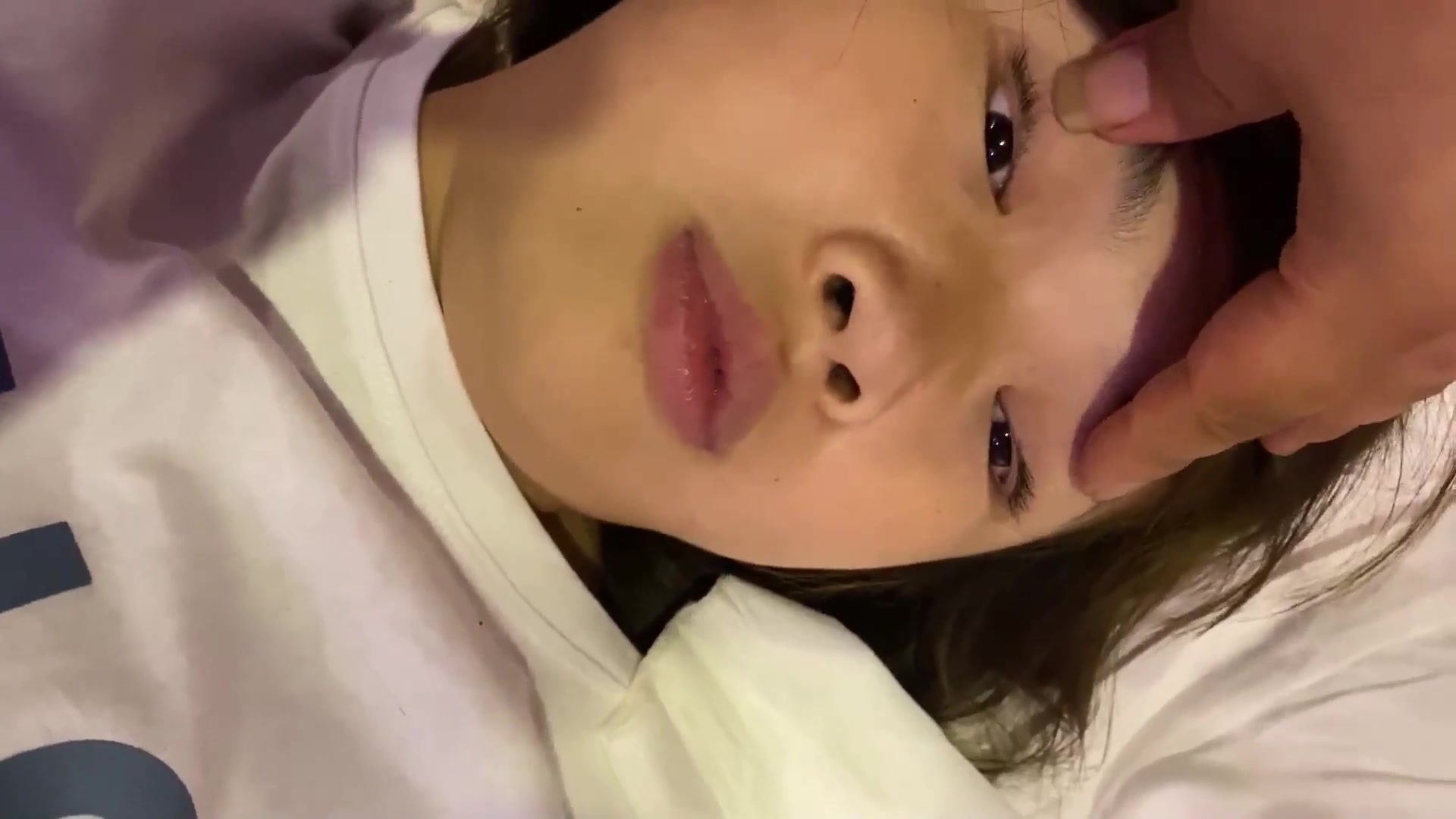 【全網首發】【MJ作品】某職高學妹，連哄帶騙灌醉後，各種玩弄最後內射了 稀缺資源絕版收藏～高清無水原檔