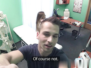 用口交支付医疗费的假医院技术员