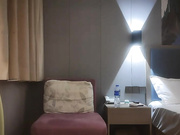 酒吧勾搭到的甜美纹身小太妹拉到酒店一顿操