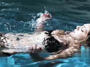 DEEPER - Lena Paul 到达她的高潮