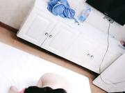 上原亚衣女友丝袜大长腿玩弄各式鸡巴抽插01