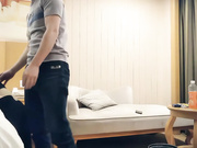 约性感短裙妹啪啪特写摸逼口交抬腿侧入抽插